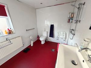 Downstairs Wet Room- click for photo gallery